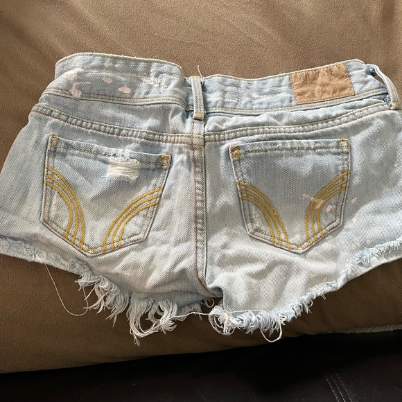 Hollister lot 7 pair size 0, 1 & 3 shorts and 1 pair of khakis - Picture 2 of 14